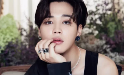 https://it.wallpapers.com/sfondi/album-dei-bts-jimin-be-pbtf0453fxhe4l2z.html?embed=true